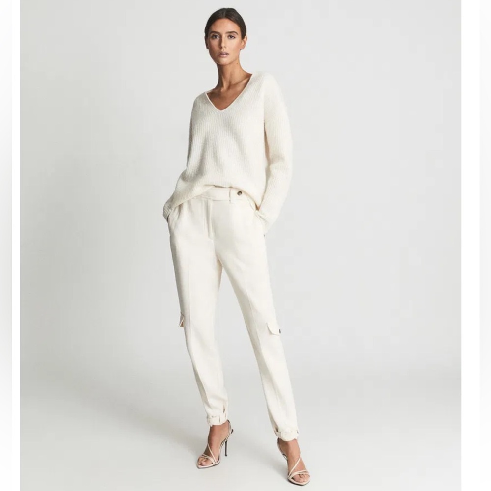 Reiss Lana Petite Twill Cargo Trousers Crème